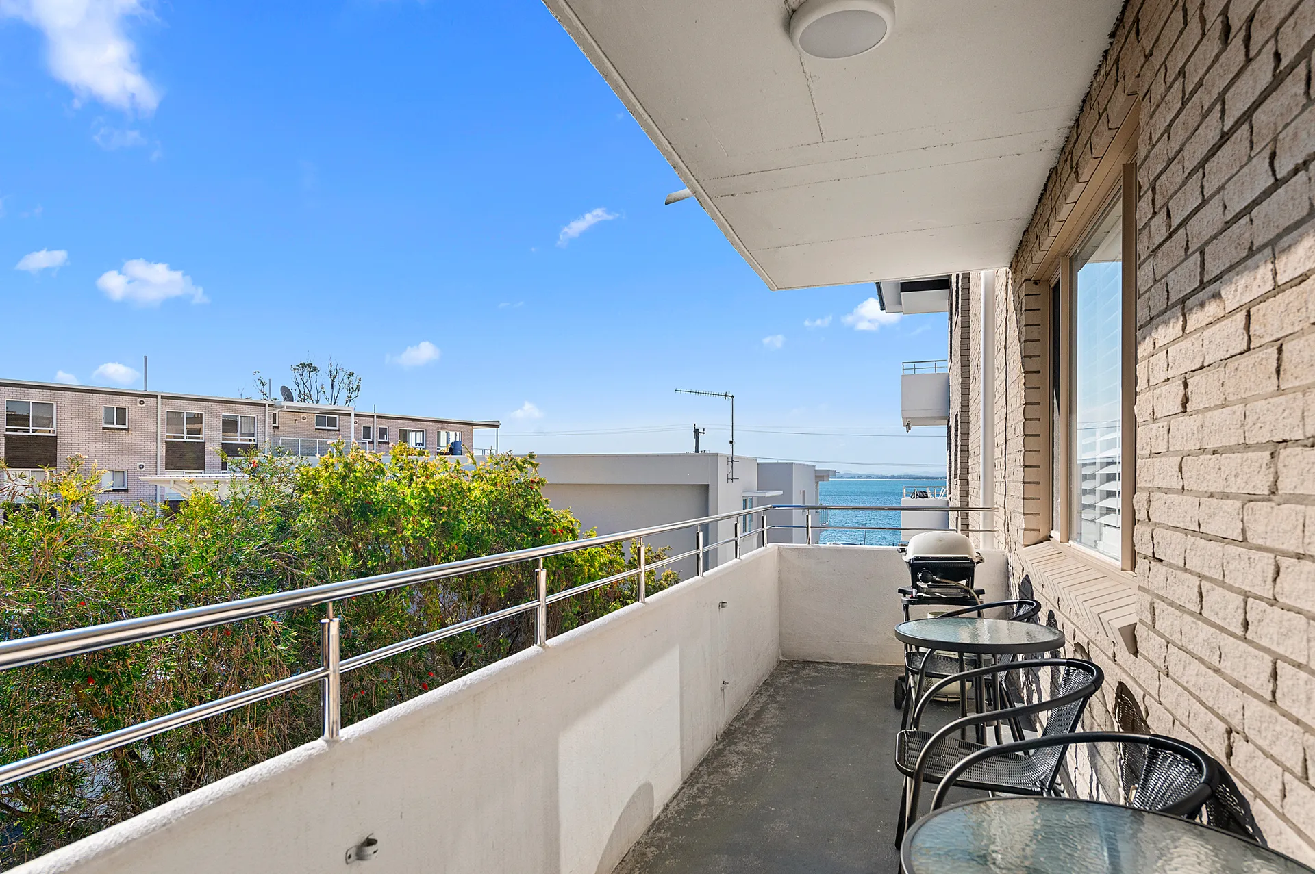 Del Rae, Unit 15/25 Shoal Bay Road