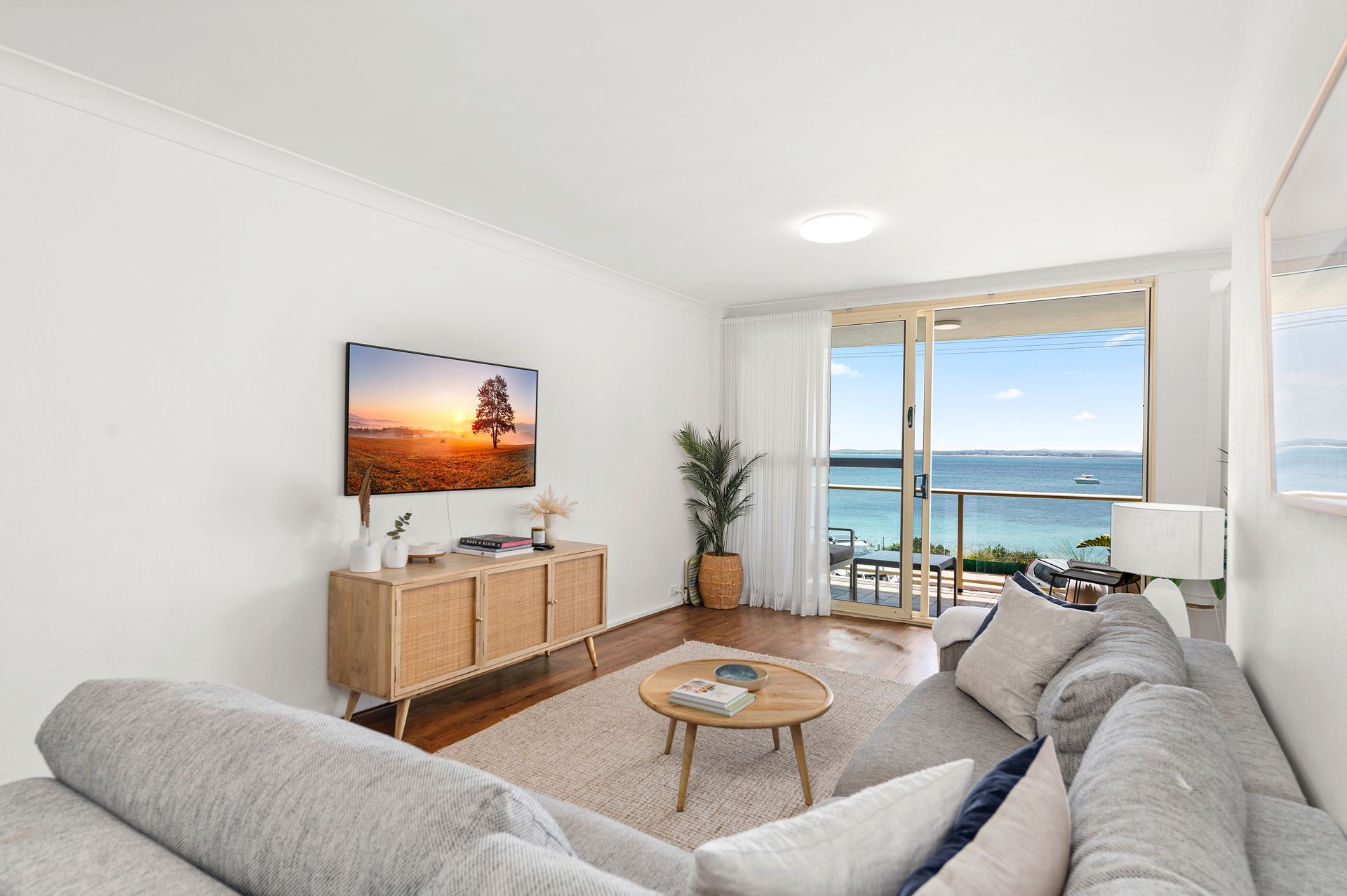 South Pacific, Unit 5/13 Shoal Bay Road