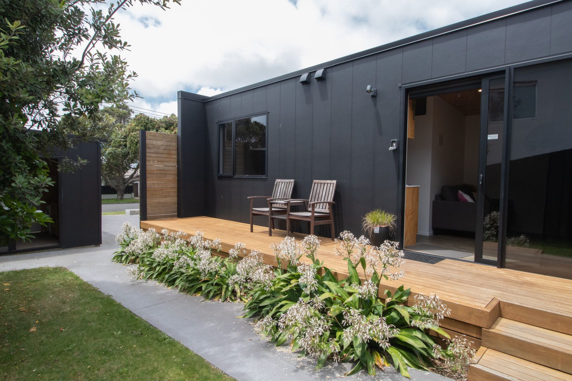 THE DUNES AT FITZROY BEACH UNIT 1