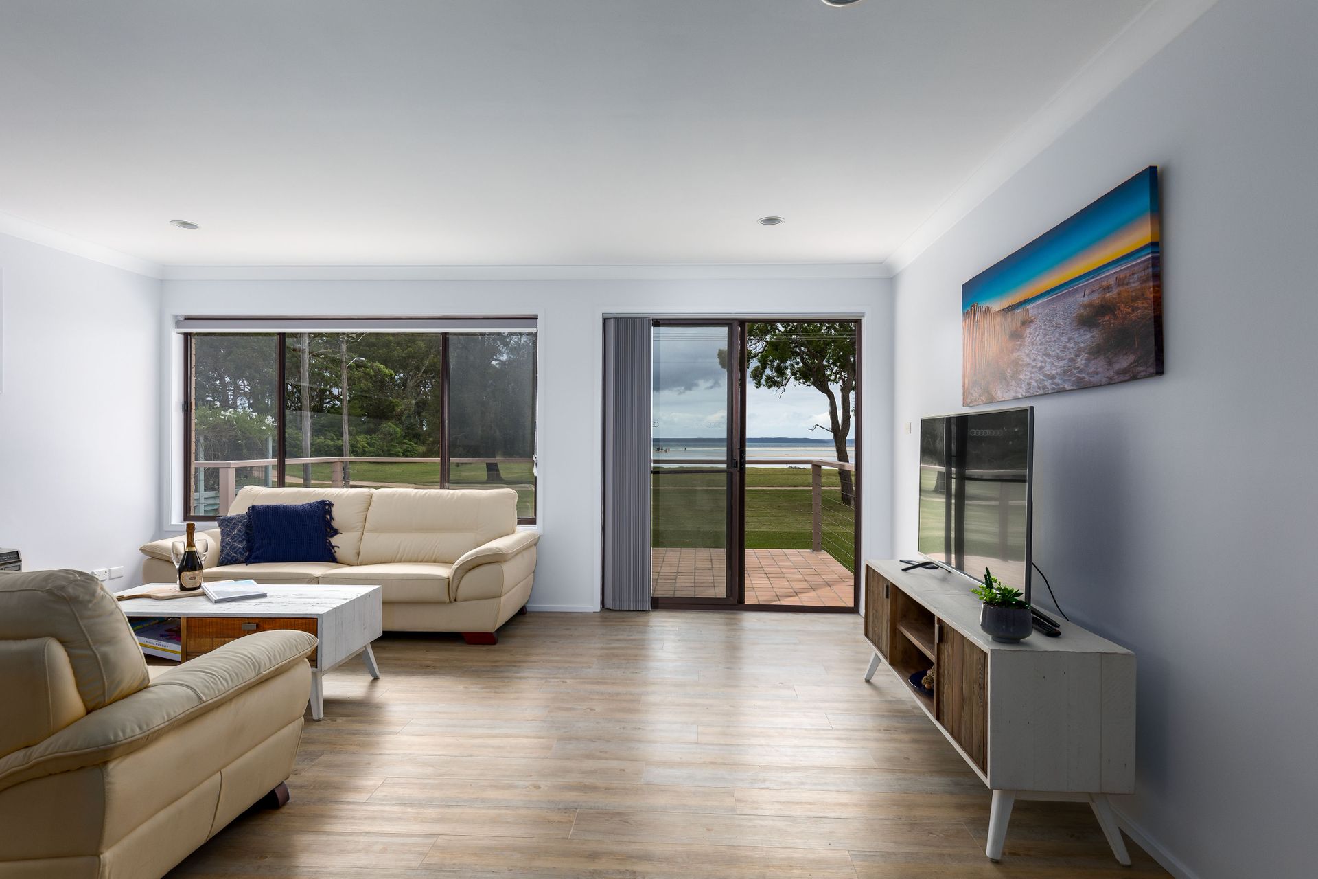 Moona Beach House