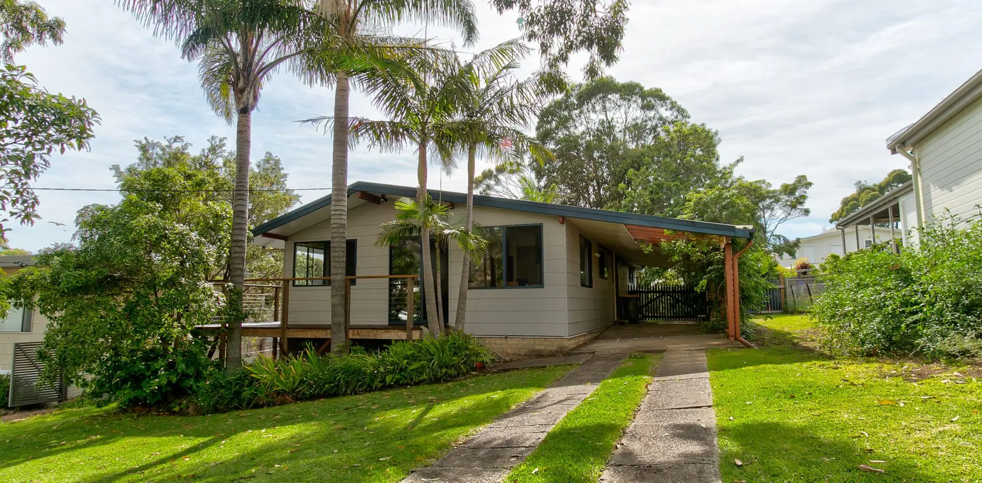 Lockhart Leafy Cottage