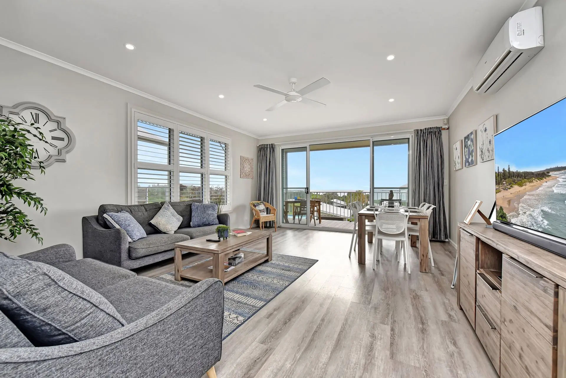 Caves Beach Villa Ocean Mist