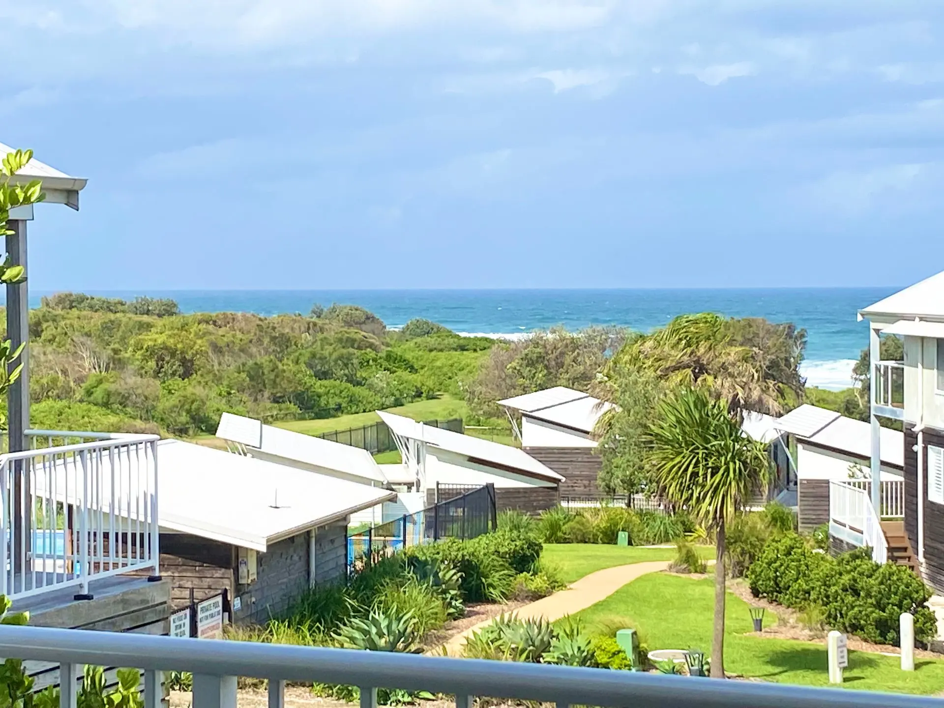 Caves Beach Aqua Villa