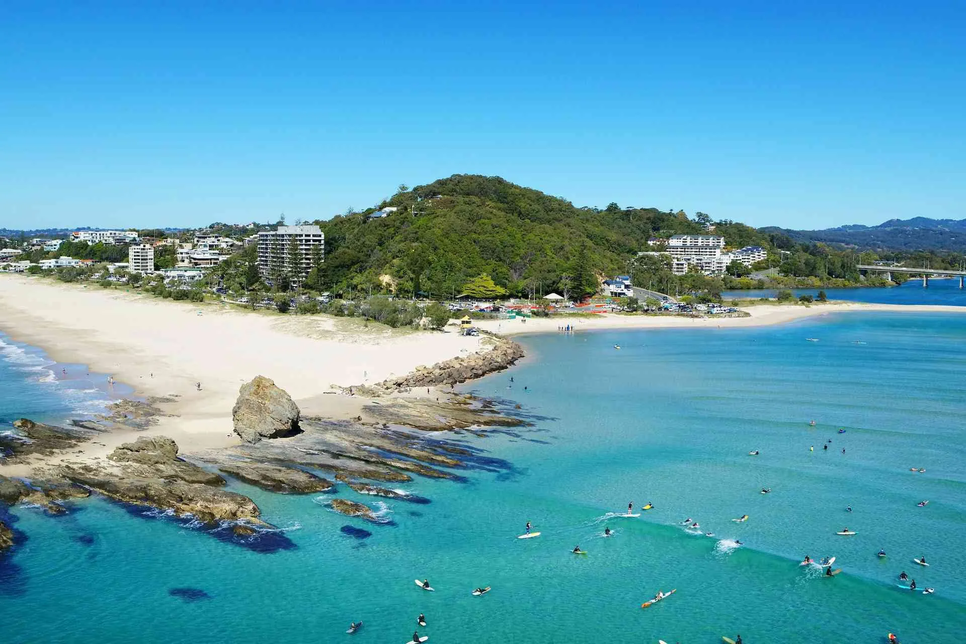 Discover Currumbin with Alloggio