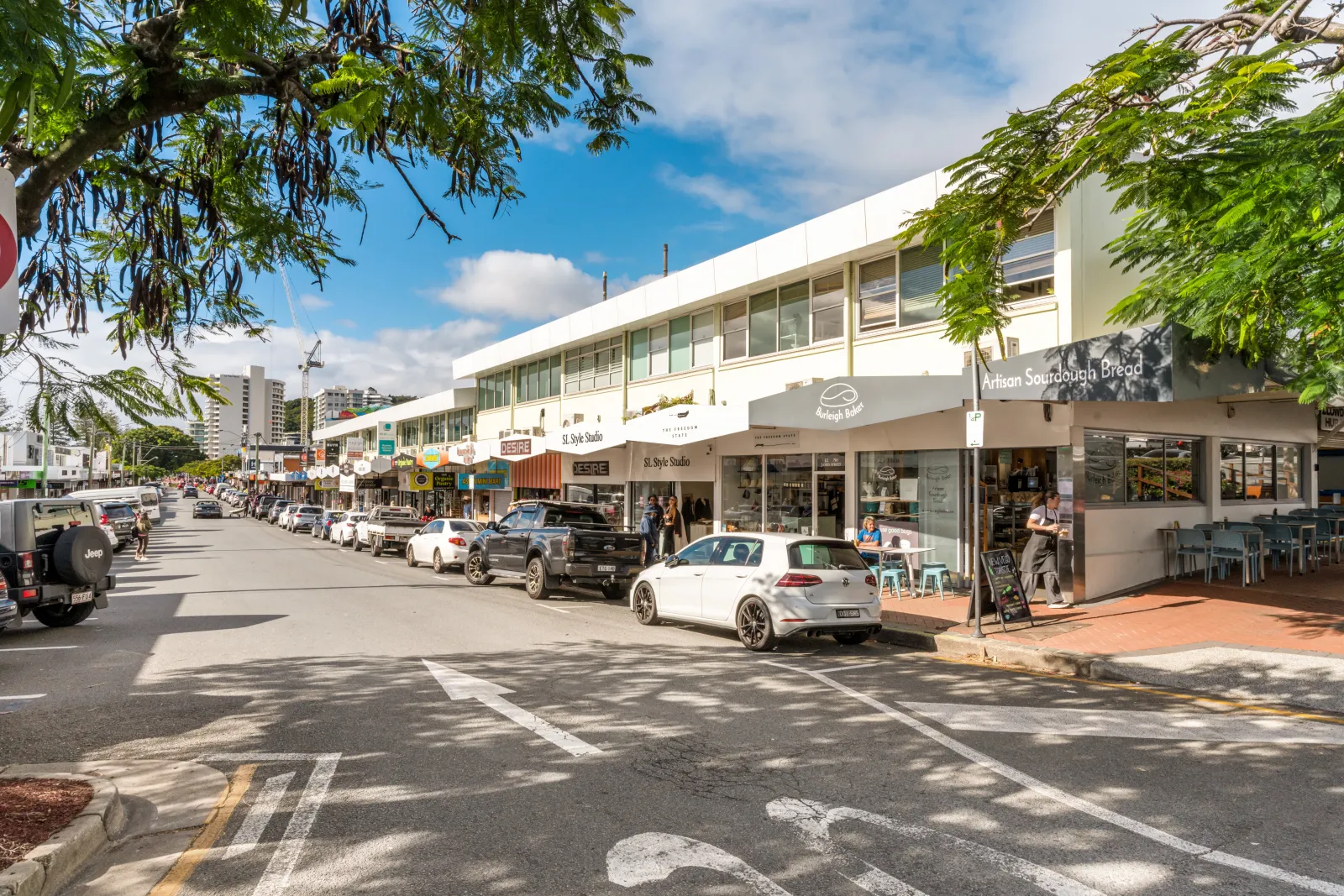Explore James Street with Alloggio