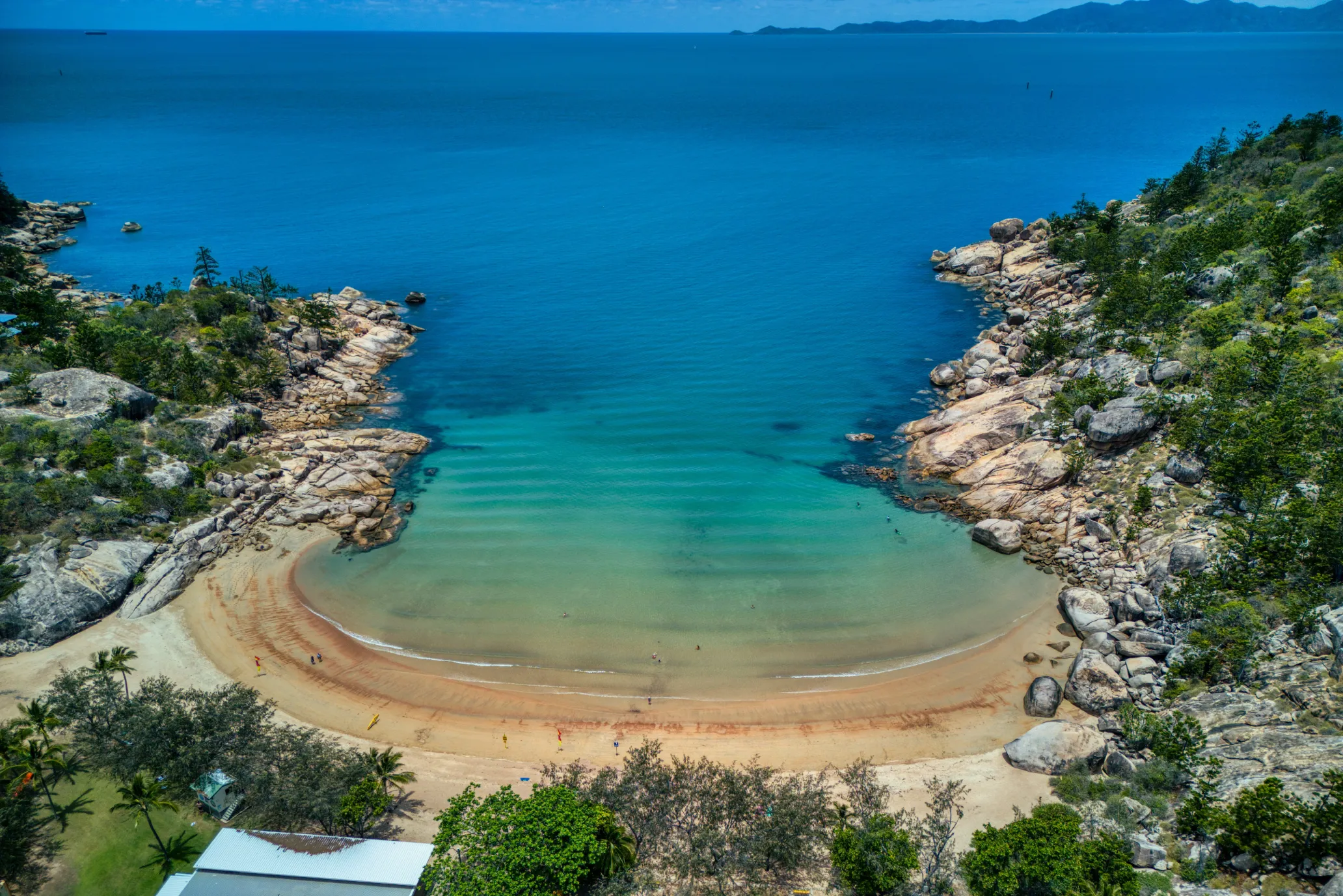 Swim at Alma Bay | Alloggio