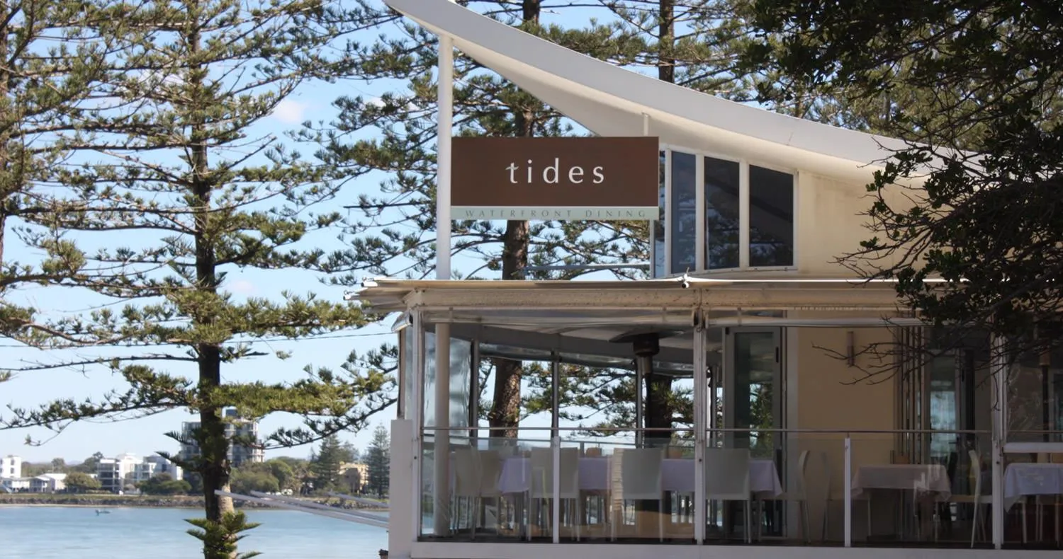 Experience Waterfront Dining
